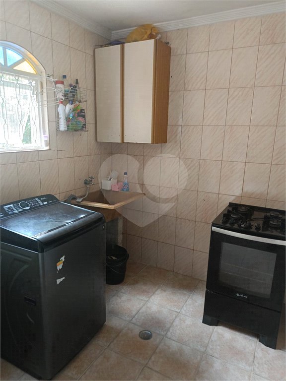Casa à venda com 4 quartos, sendo 2 suítes, no condomínio Residencial Parque Cerros Verdes, Mairiporã - SP