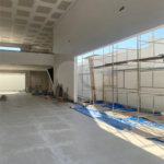 Indaiatuba - Galpão em frente ao Hospital Indaiatuba - Av Fábio Ferraz Bicudo - Locação - R$ 26.800,00 - Lote 360 metros - Área construída 375 metros - 05 vagas - 04 banheiros - 02 copas - finalizando acabamento.