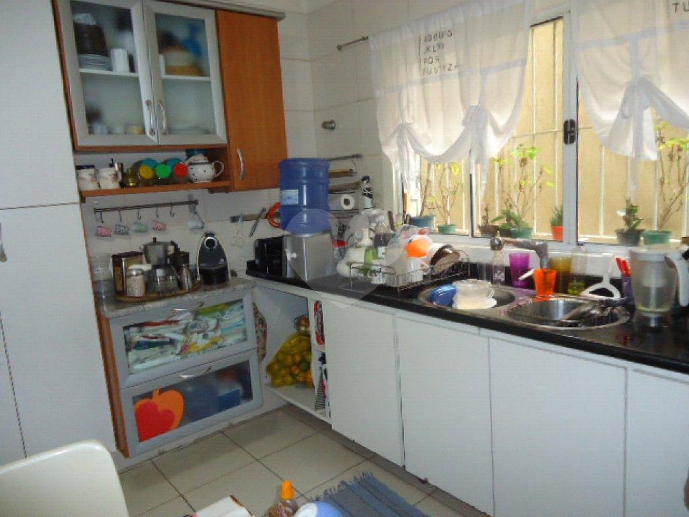 Casa à venda com 3 quartos, sendo 1 suíte, em Jardim das Vertentes, São Paulo, SP
