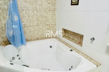 Casa à venda com 3 suítes no condomínio Granja Olga II, Sorocaba - SP