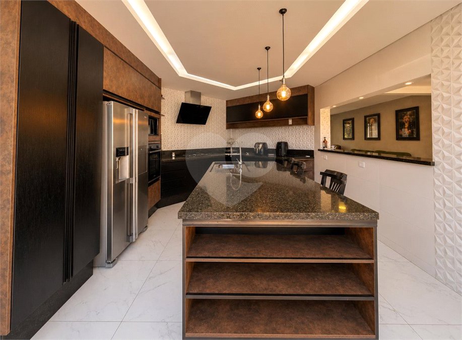 Casa à venda com 4 quartos, sendo 2 suítes, em Interlagos, São Paulo, SP