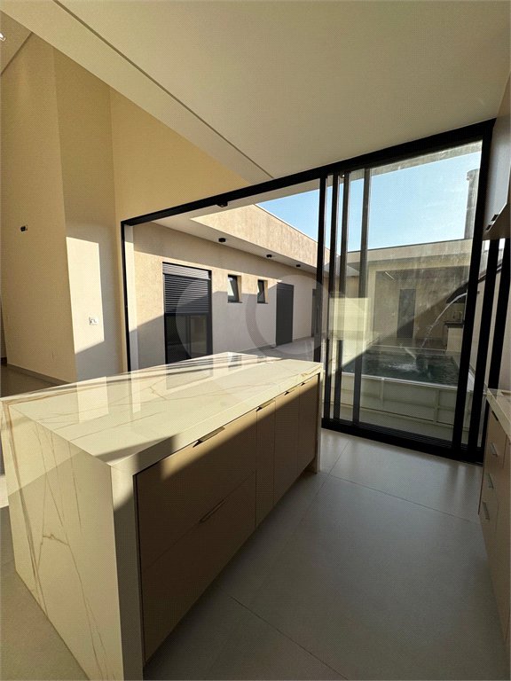 Casa à venda com 3 suítes no condomínio Residencial Evidências, Indaiatuba - SP