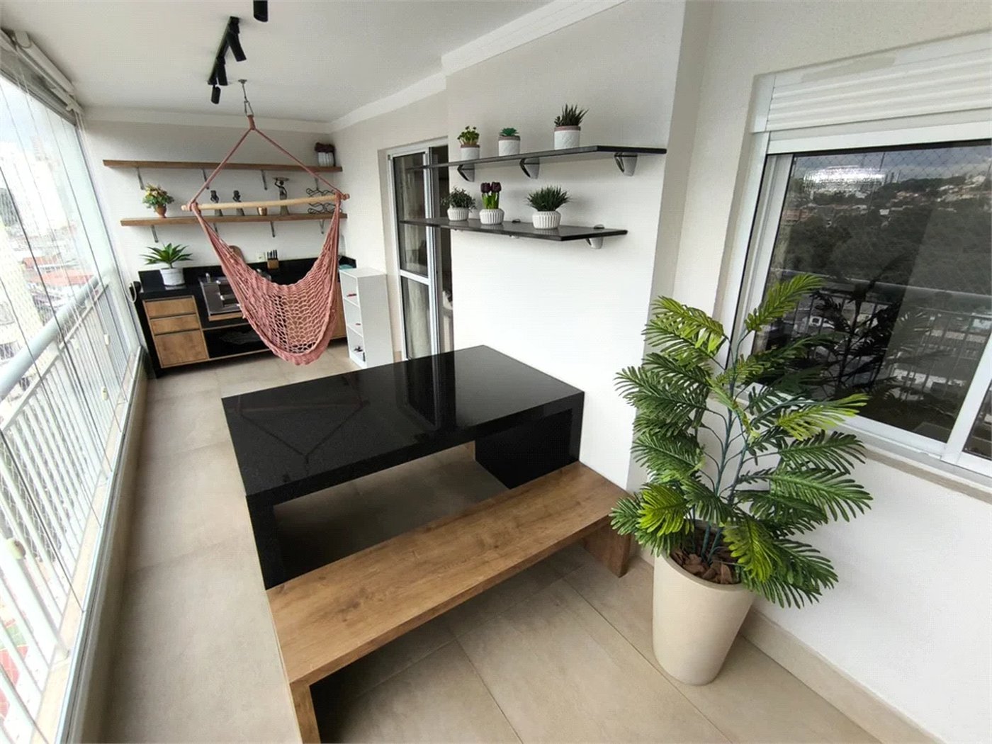 Apartamento à venda com 3 quartos, sendo 1 suíte, em Jardim Vazani, São Paulo, SP