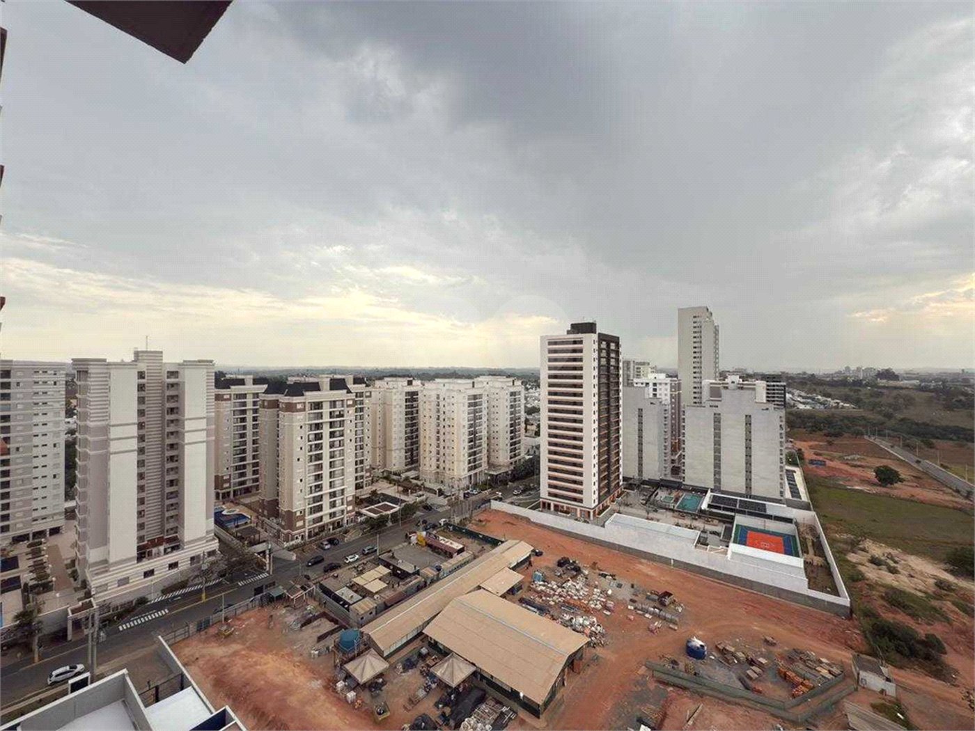 Apartamento à venda com 1 suíte em Parque Campolim, Sorocaba, SP
