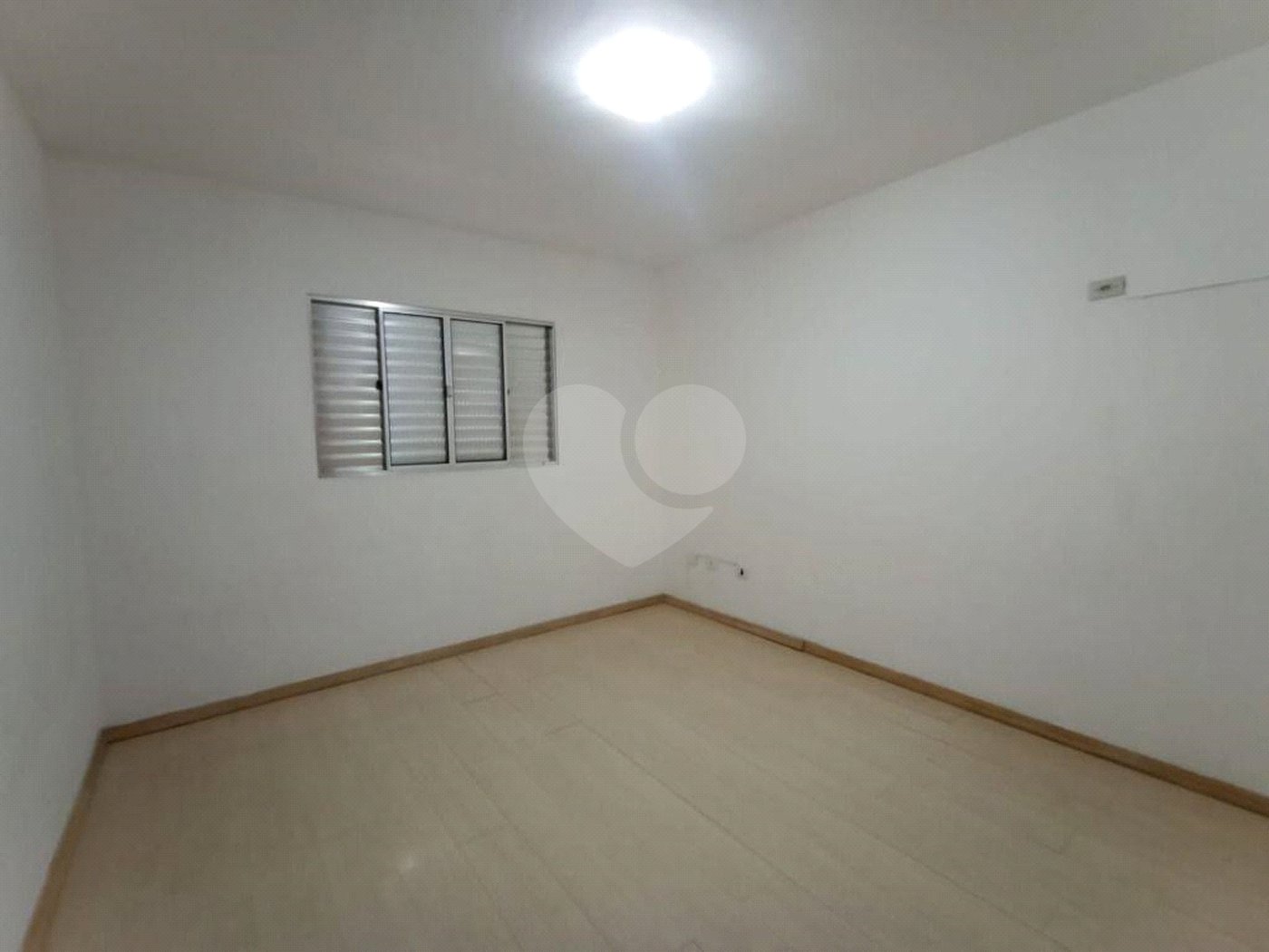 Casa à venda com 3 quartos, sendo 1 suíte, em Saúde, São Paulo, SP