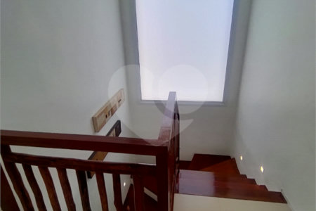 Casa à venda ou para alugar com 4 suítes no condomínio Sambaqui, São Sebastião - SP