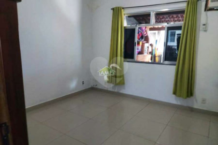 Casa à venda com 5 quartos em Santíssimo, Rio de Janeiro, RJ