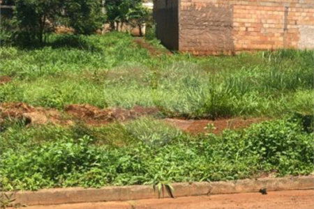 Terreno à venda no Centro, Planura, MG