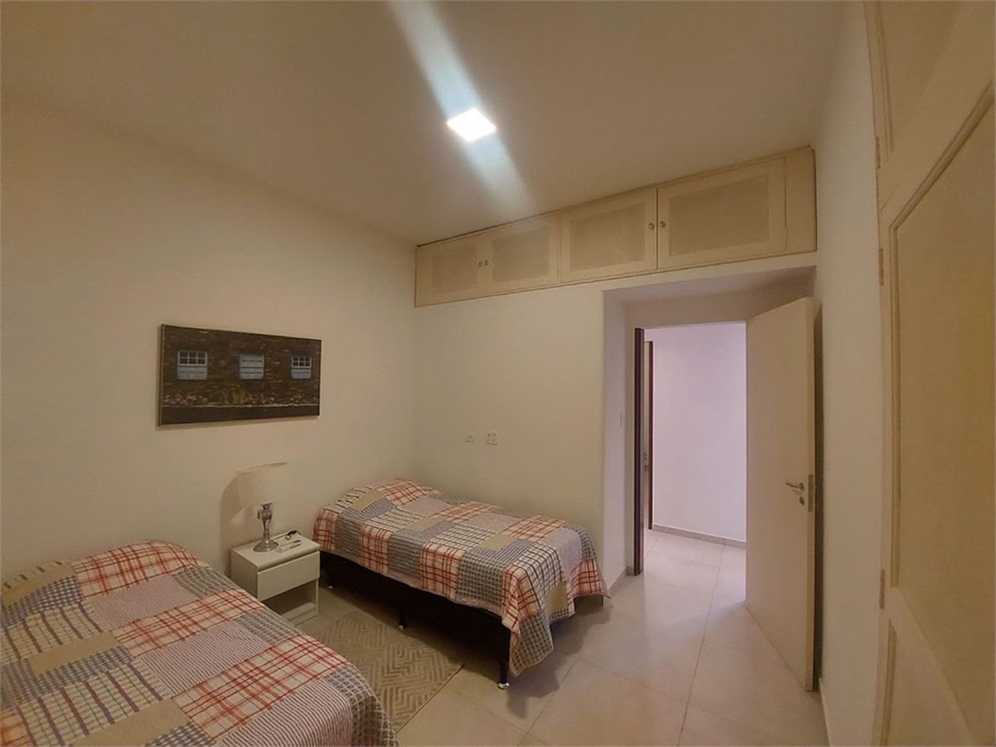 Apartamento com 4 dormitórios à venda, 120 m² por R$ 700.000,00 - Pitangueiras - Guarujá/SP