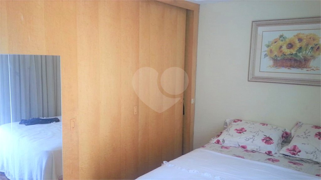 Sobrado à venda com 3 quartos, sendo 1 suíte, em Campo Grande, São Paulo, SP