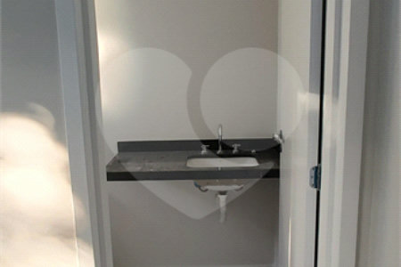 Casa à venda com 3 suítes no condomínio Reserva Ybyra, Atibaia - SP