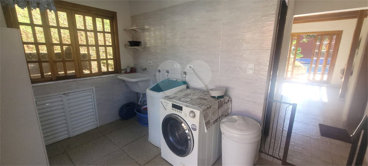 Casa à venda com 3 quartos, sendo 2 suítes,  em Mantiqueira, Mairiporã, SP