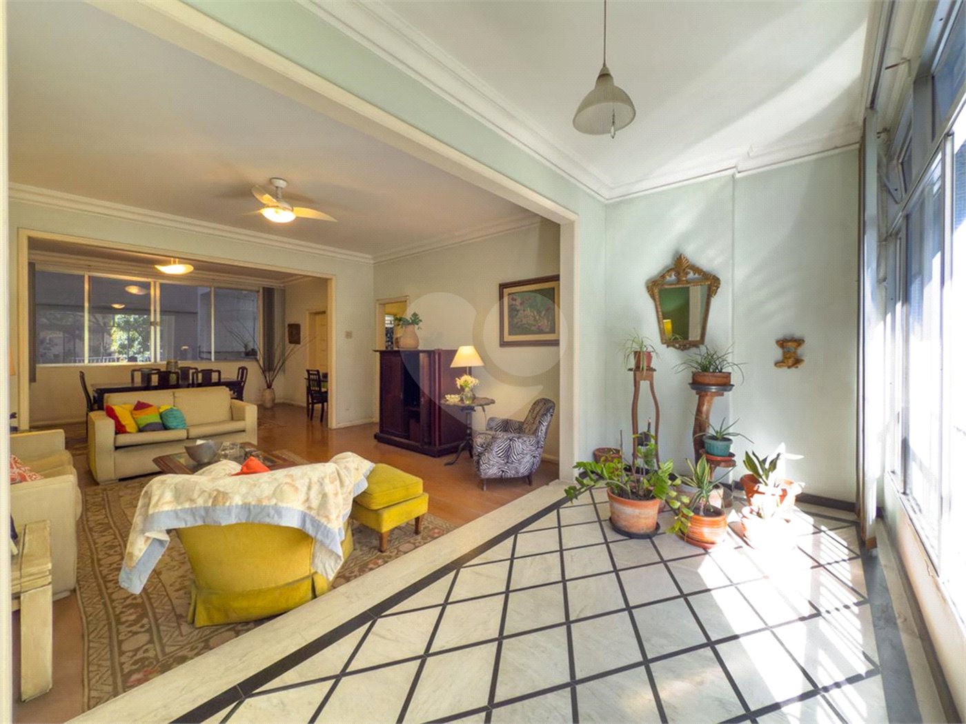 Apartamento à venda com 3 quartos, sendo 1 suíte,  em Copacabana, Rio de Janeiro, RJ