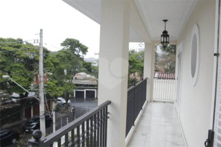 Casa à venda ou para alugar com 5 suítes em Jardim Leonor, São Paulo, SP