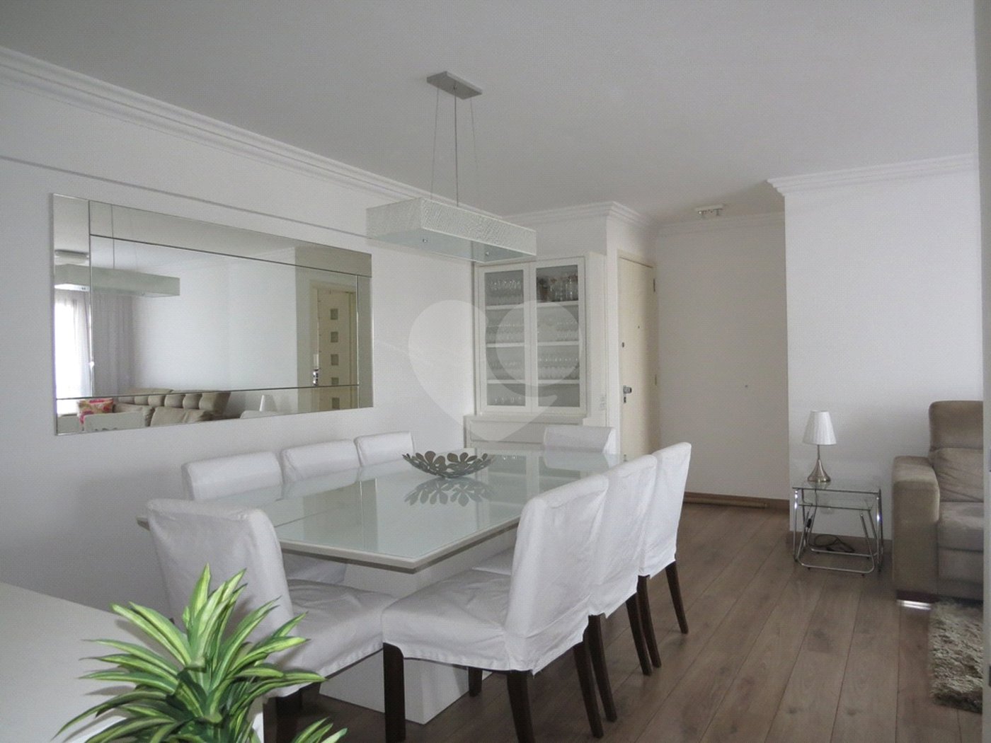 Apartamento à venda com 3 quartos, sendo 1 suíte, em Tatuapé, São Paulo, SP
