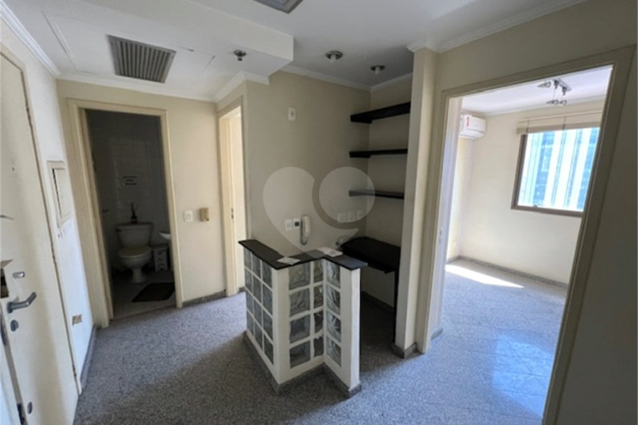 Sala à venda em Bela Vista, São Paulo, SP