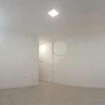 Apartamento com dois dormitórios na Bela Vista
