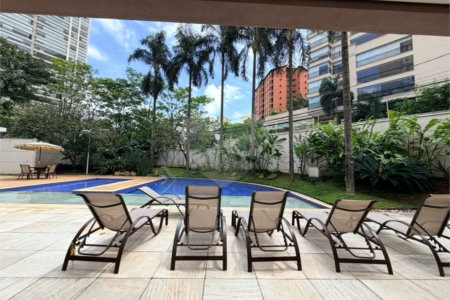 Apartamento à venda com 3 suítes em Vila Mariana, São Paulo, SP