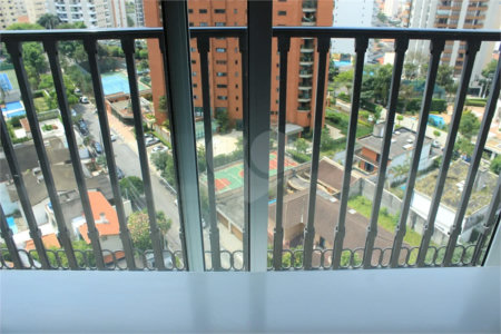 Apartamento na Vila Mariana com 5 dormitórios 04 suítes à venda