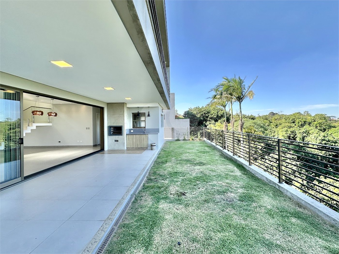 Casa á venda - Granja Viana