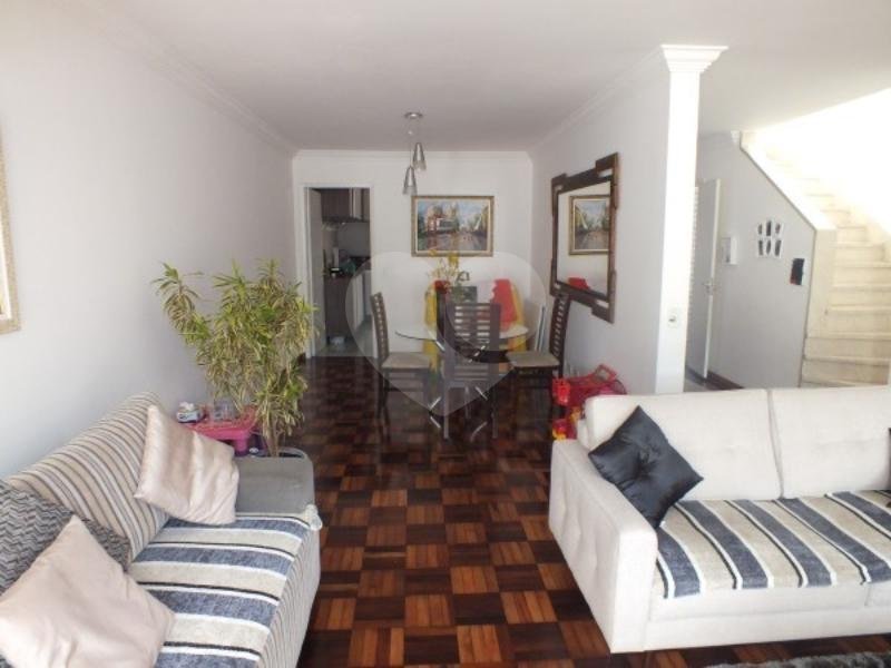 Casa à venda com 3 quartos, sendo 1 suíte, em Jardim Oriental, São Paulo, SP