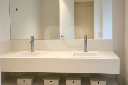 Apartamento à venda com 4 suítes em Vila Olímpia, São Paulo, SP