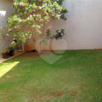 Casa à venda com 3 suítes no condomínio Picollo, Louveira - SP