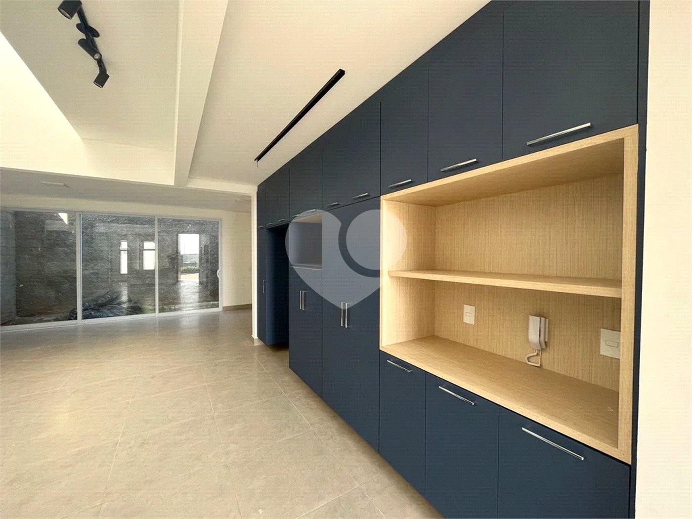 Casa à venda ou para alugar com 3 suítes no condomínio Quinta das Parreiras, Valinhos - SP