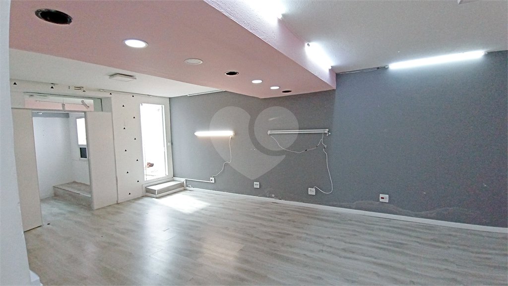 Casa à venda com 3 quartos, sendo 1 suíte, em Jardim Ribeiro, Valinhos, SP