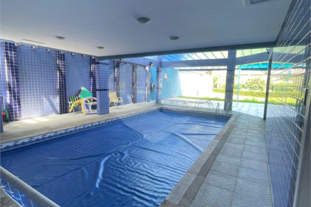 Casa à venda com 5 quartos, sendo 3 suítes, no condomínio Swiss Park, São Bernardo do Campo - SP