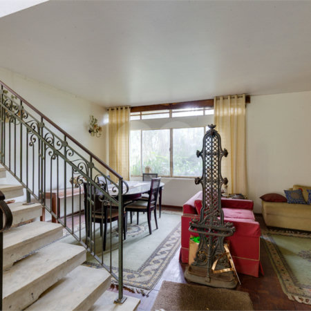 Casa à venda com 4 quartos, sendo 2 suítes, em Alto da Boa Vista, São Paulo, SP