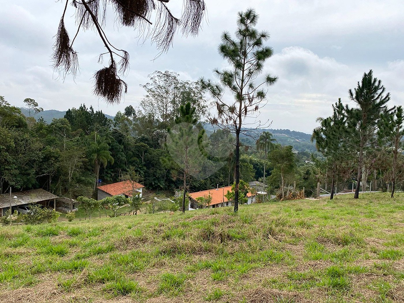 Sítio à venda com 3 quartos, sendo 1 suíte,  no Centro, Biritiba-mirim, SP