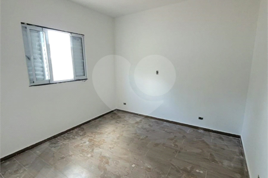 Casa à venda com 3 quartos, sendo 1 suíte, no condomínio Mirante da Mantiqueira I, Mairiporã - SP