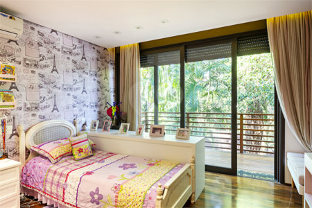 Casa à venda com 4 suítes no condomínio Vila Flora, São Paulo - SP