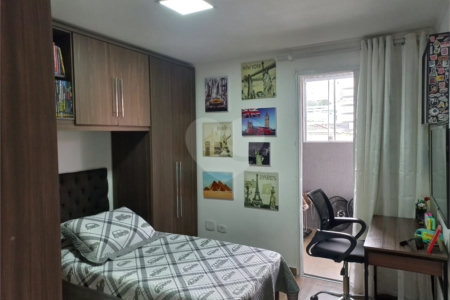 Sobrado à venda com 3 quartos, sendo 1 suíte,  em Vila Mazzei, São Paulo, SP