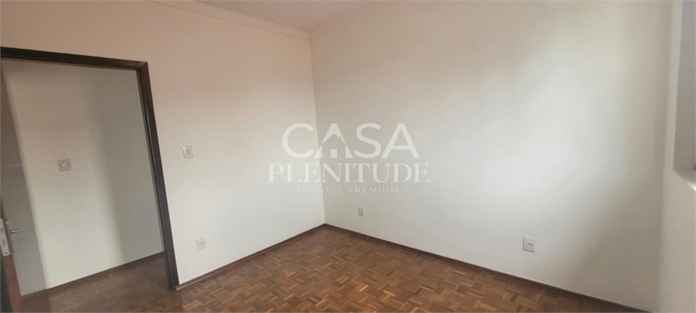 Casa à venda com 3 suítes em Vila Augusta, Sorocaba, SP