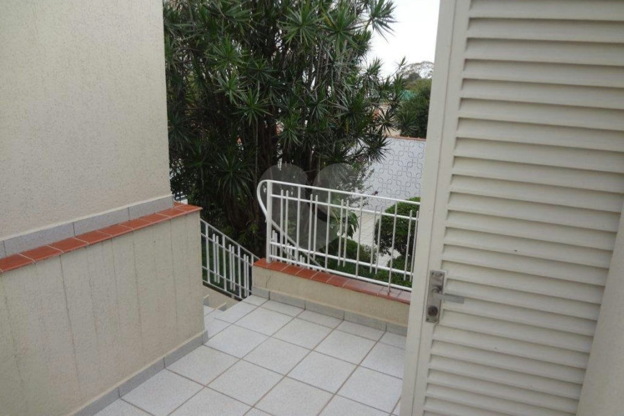 Sobrado à venda com 3 quartos em Santana, São Paulo, SP