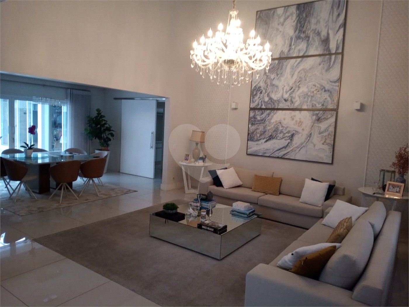 Casa à venda com 4 suítes no condomínio Villaggio Capriccio, Louveira - SP
