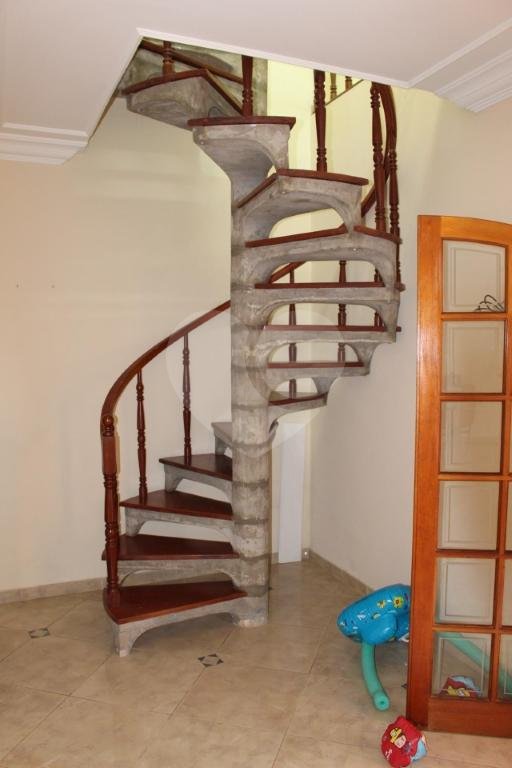 Sobrado à venda com 3 suítes em Tremembé, São Paulo, SP
