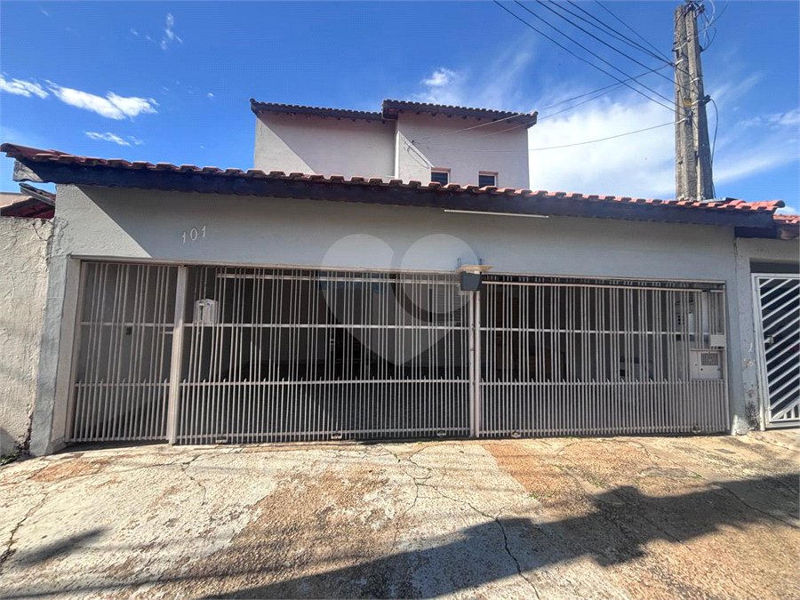 Casa para alugar com 3 quartos, sendo 1 suíte,  em Wanel Ville, Sorocaba, SP