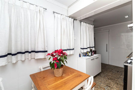 Apartamento à venda com 3 quartos, sendo 1 suíte, em Planalto Paulista, São Paulo, SP