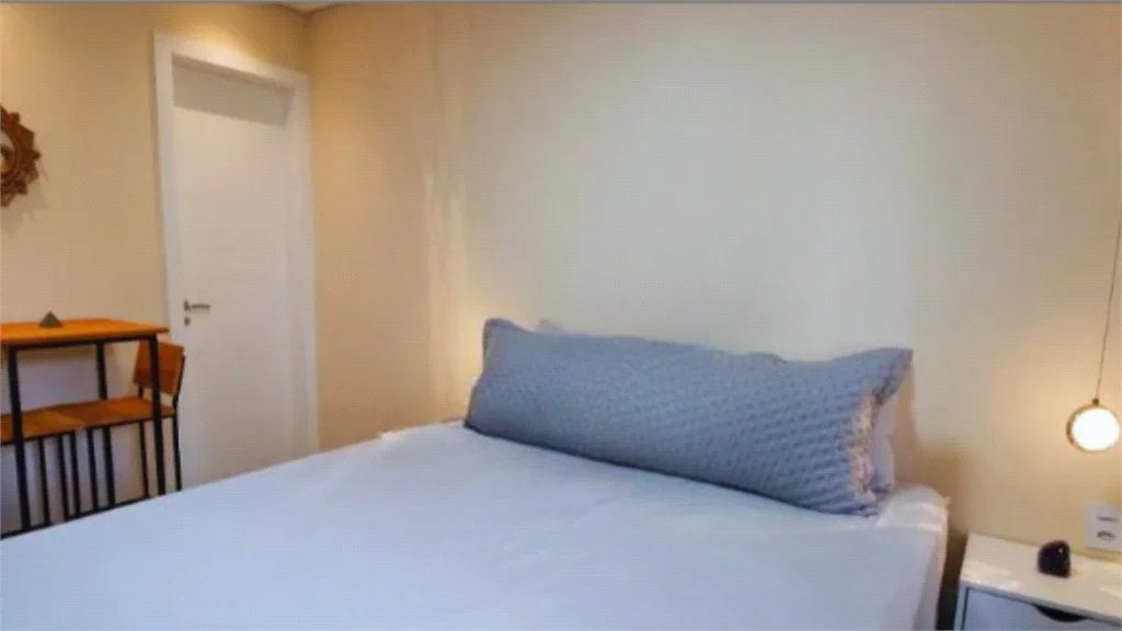 Apartamento à venda com 2 suítes em Jardim Londrina, São Paulo, SP