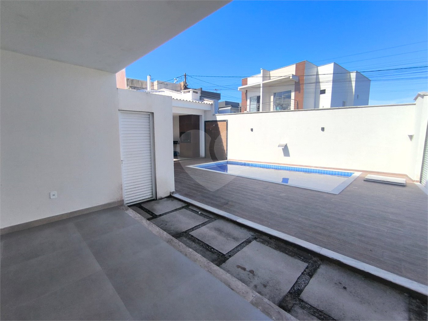 Duplex à venda com 3 quartos, sendo 1 suíte, em Taperapuan, Porto Seguro, BA