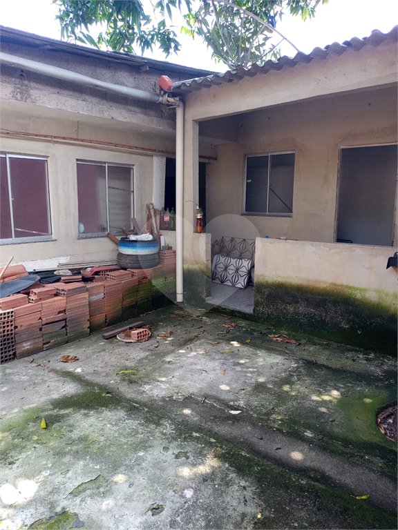 Casa Térrea à venda com 5 quartos em Santa Cruz, Rio de Janeiro, RJ