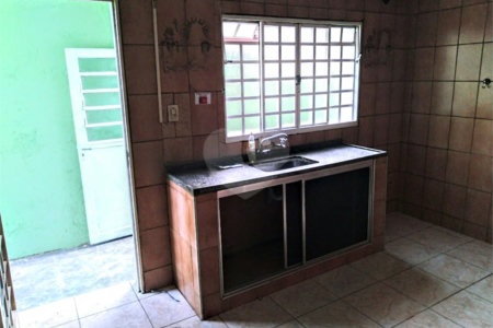 Casa à venda com 3 quartos, sendo 1 suíte,  em Parque São Bento, Sorocaba, SP