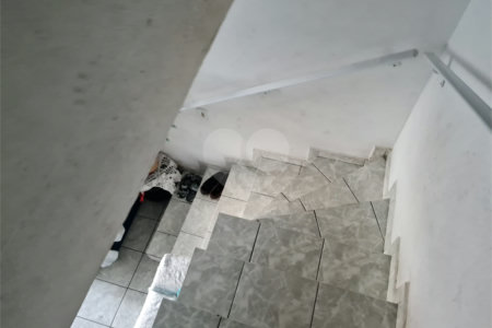Casa à venda com 3 quartos em Jardim das Esmeraldas, São Paulo, SP