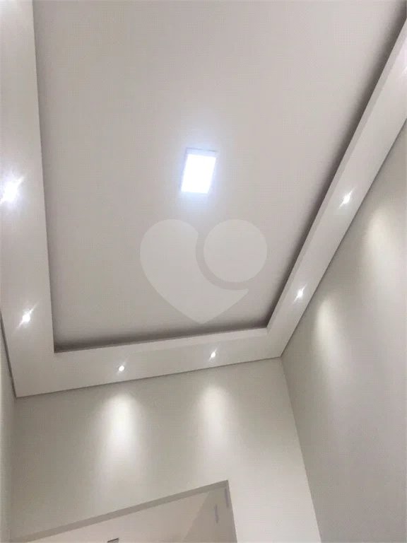 Linda casa nova á venda Jardim dos Sabias, 2 dormitorios um suite, uma vaga. 129m² de construção.
