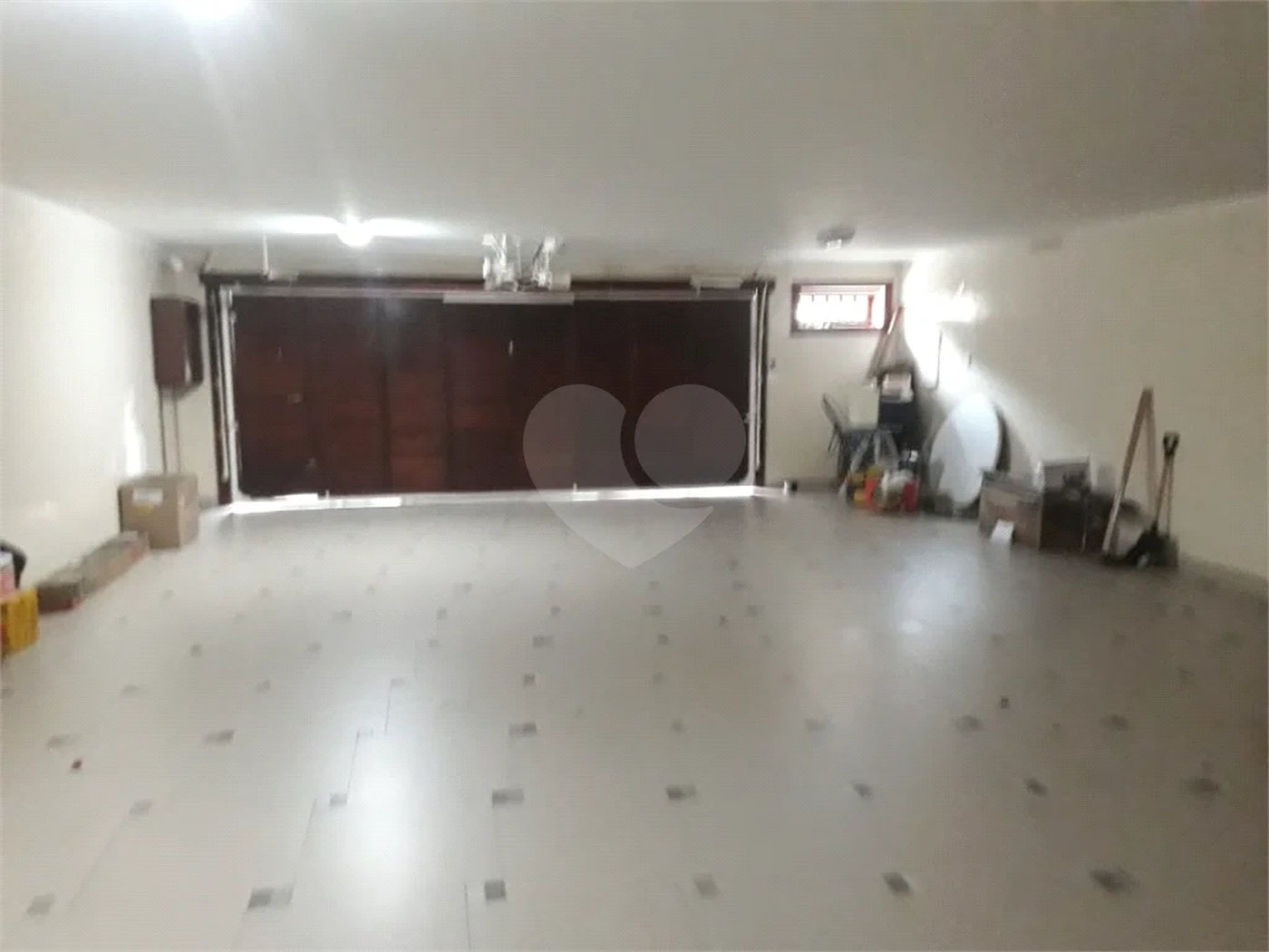 Sobrado à venda com 6 quartos, sendo 5 suítes, em Tremembé, São Paulo, SP