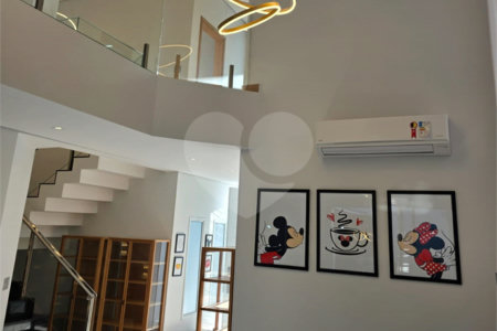 Casa à venda com 6 quartos, sendo 3 suítes, no condomínio Ibiti Royal Park, Sorocaba - SP