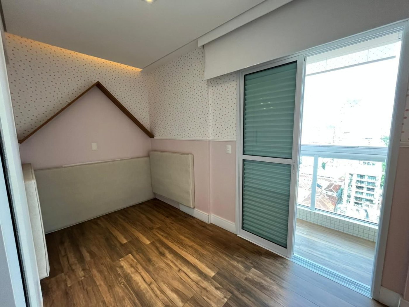Apartamento com 3 dormitórios à venda, 124 m² por R$ 2.200.000,00 - Boqueirão - Santos/SP